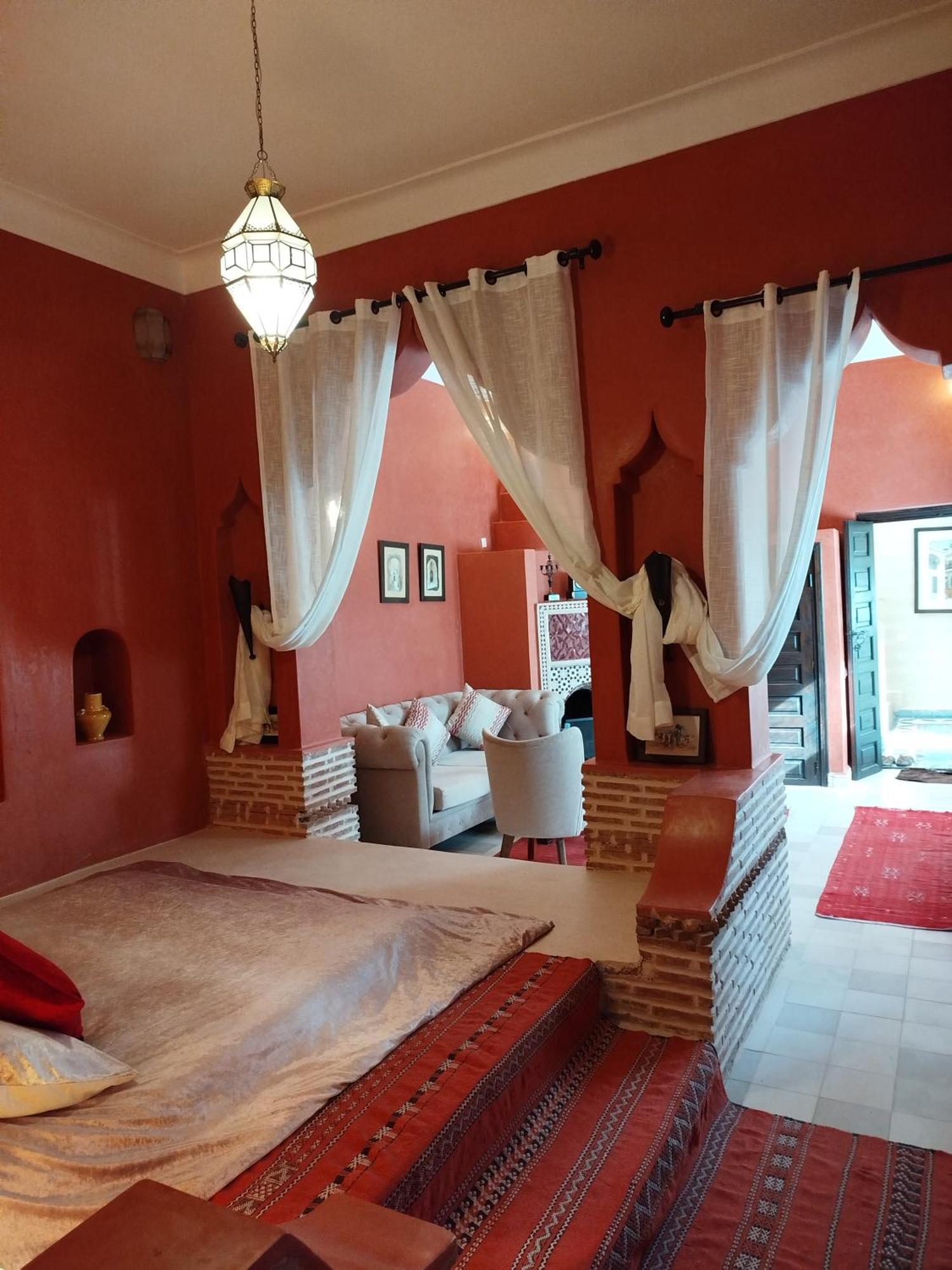Riad Les Trois Mages Marrakesh Exterior photo